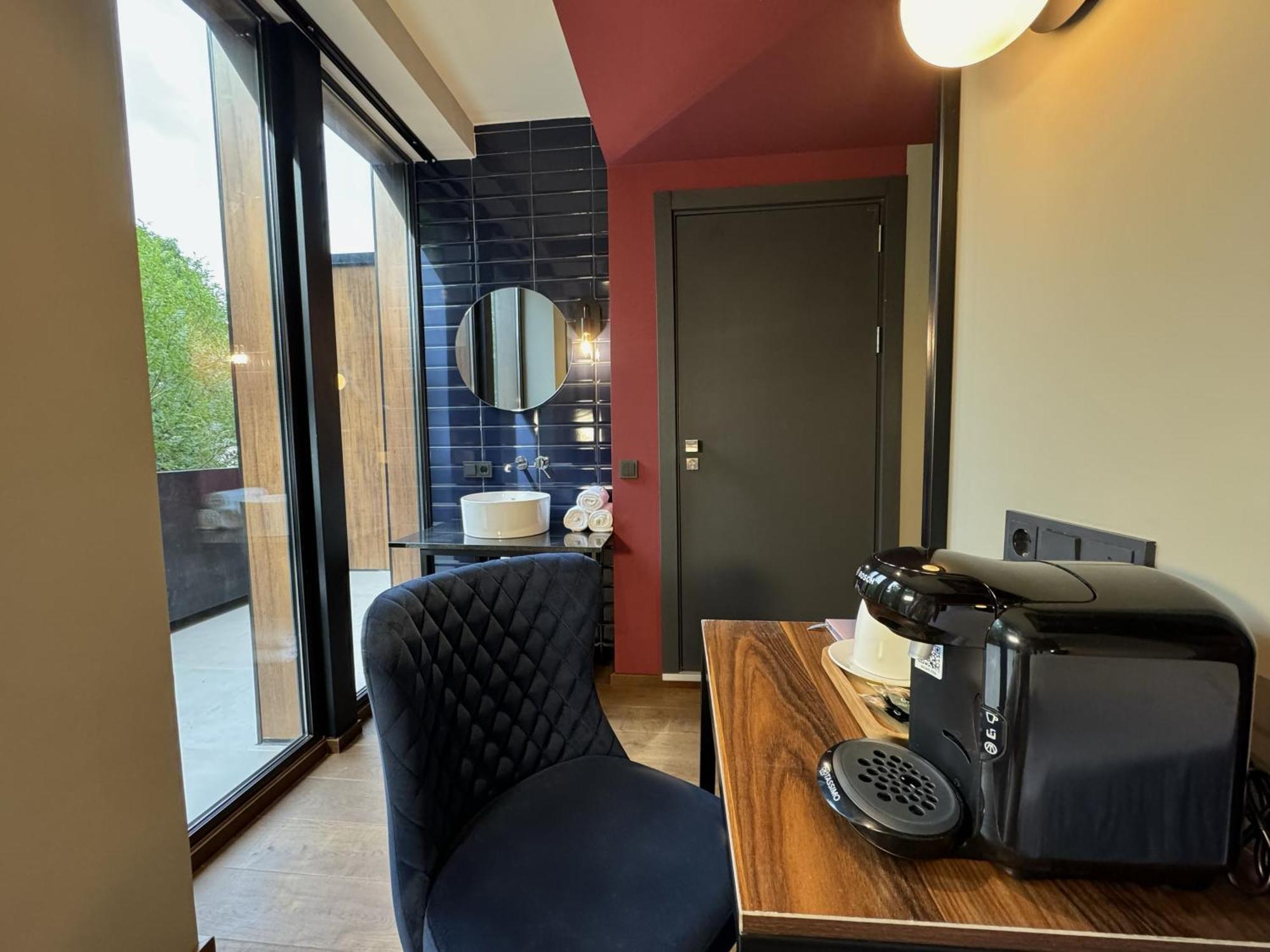 Tbilisi Edition - Design Hotel & Private Spa Kültér fotó
