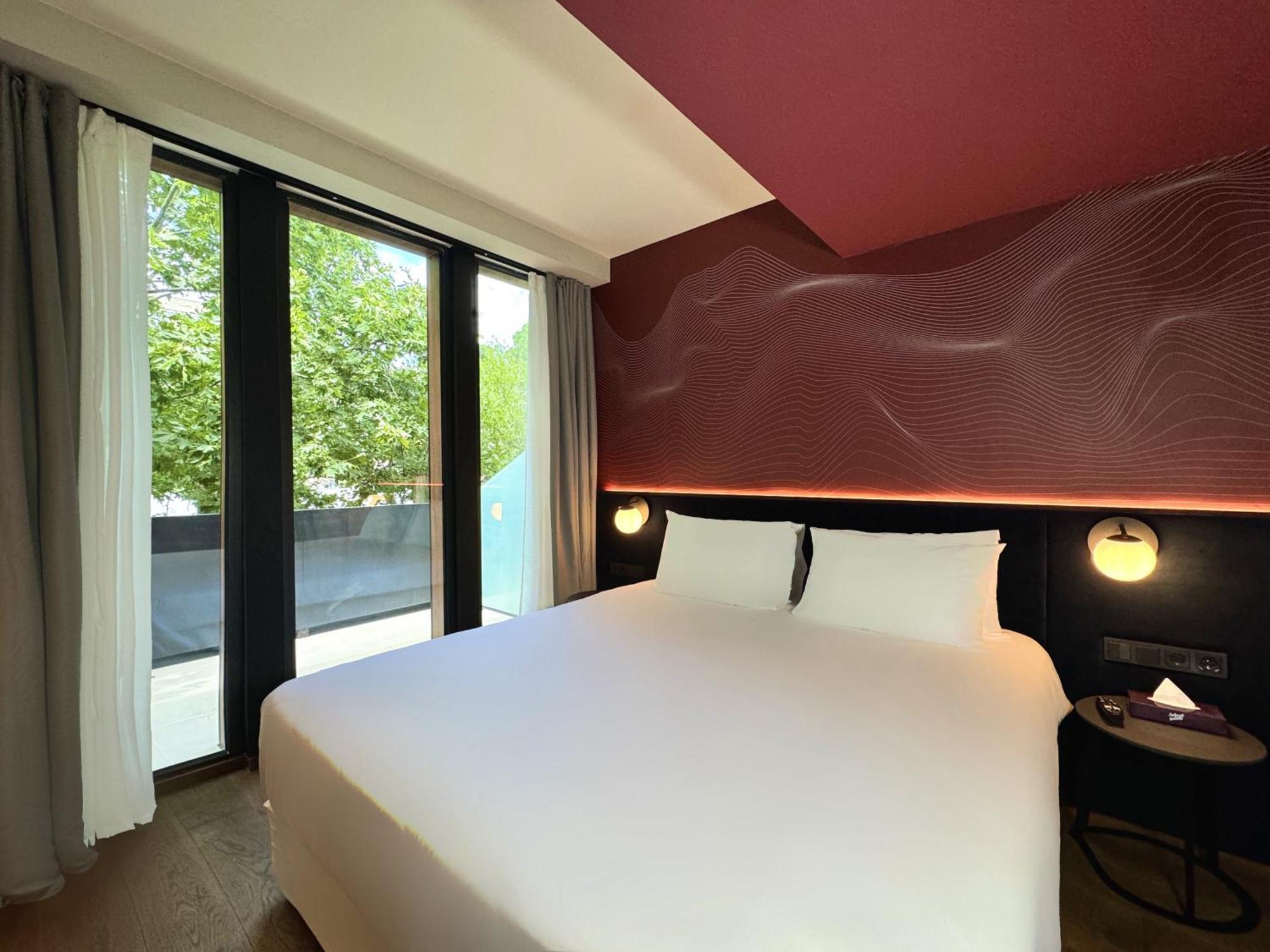Tbilisi Edition - Design Hotel & Private Spa Kültér fotó